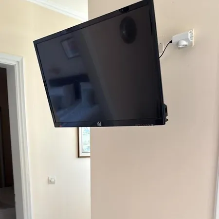 Georgia's Apartments, - Complex S איפסוס