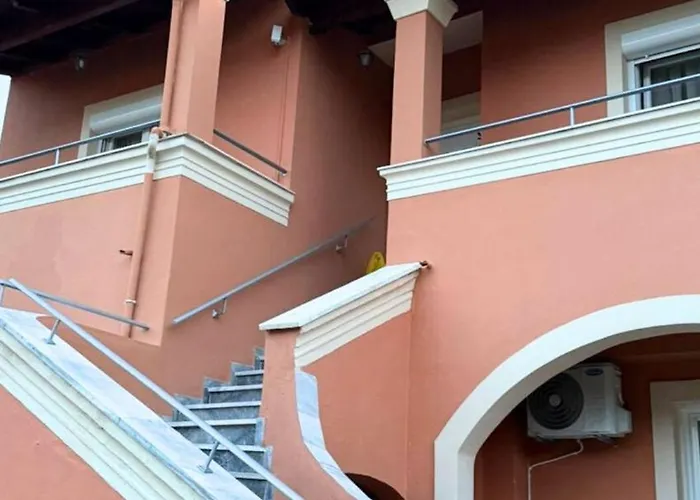 Georgia's Apartments, - Complex S Landhuis Ýpsos