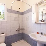 Georgia's Apartments, - Complex S Летний дом *