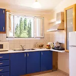 Georgia's Apartments, - Complex S Ипсос
