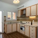 Georgia's Apartments, - Complex S בית כפרי
