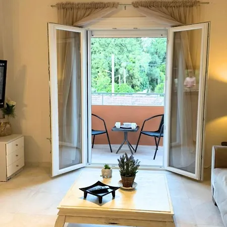 Georgia's Apartments, - Complex S *