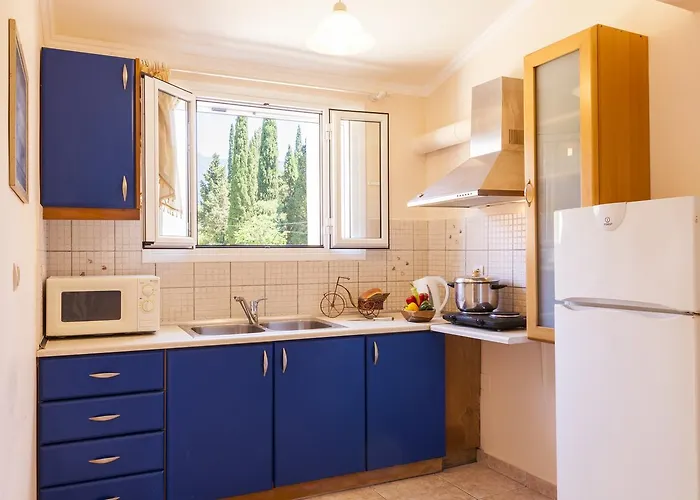 Georgia's Apartments, - Complex S Ýpsos